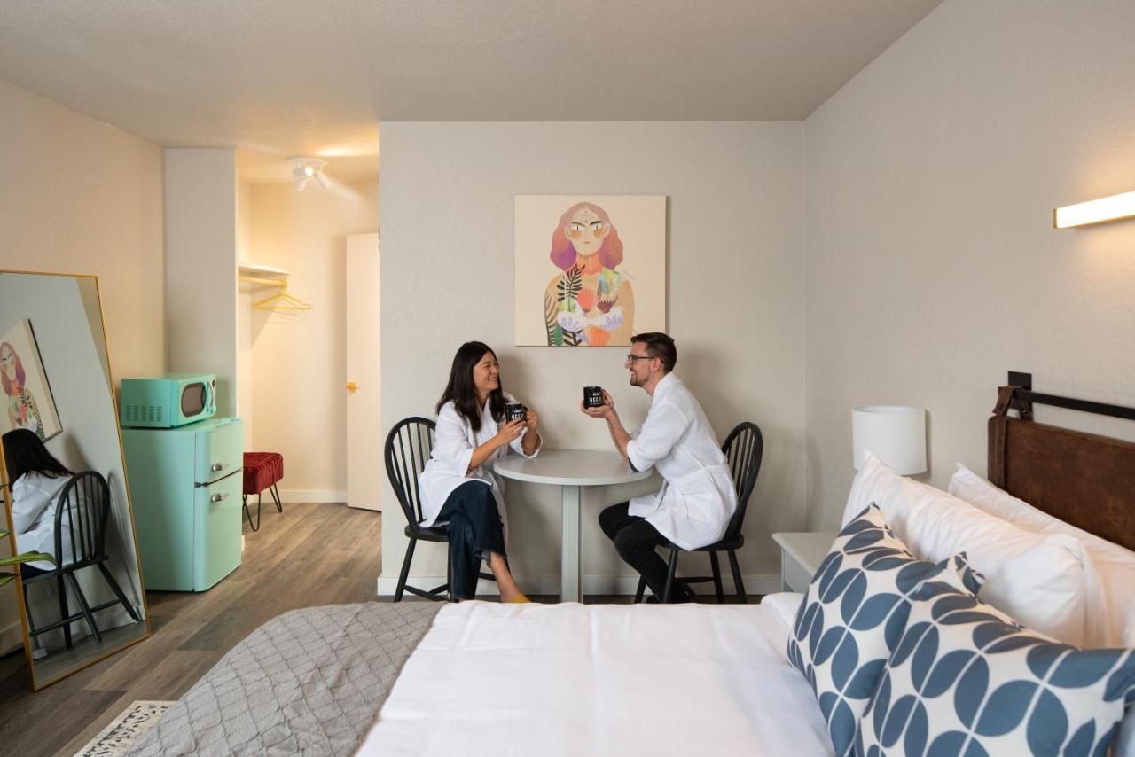 Hotel Mccoy プルマン エクステリア 写真